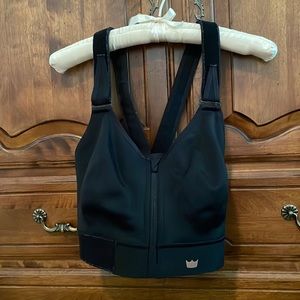 SHEFIT Black Sports Bra - Athletic High Impact Bra, Size 2Luxe